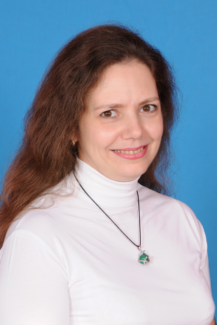 Логопед Назарова Елена Анатольевна.